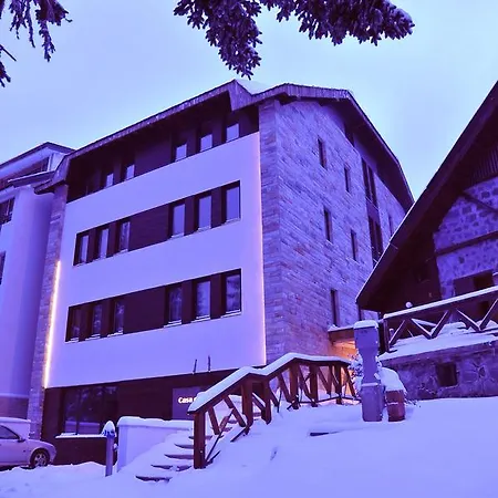 Kamena Kuca Lux