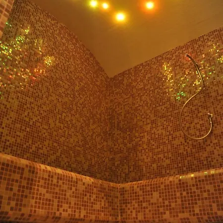 Kamena Kuca Lux Копаоник