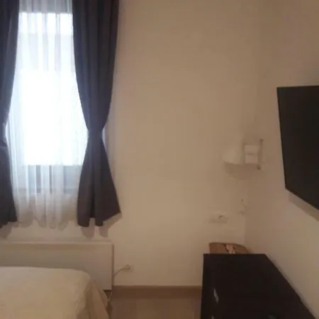Apartment Kamena Kuca Lux *