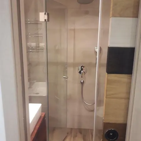 Kamena Kuca Lux Апартаменты *