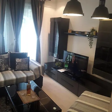 Kamena Kuca Lux Копаоник